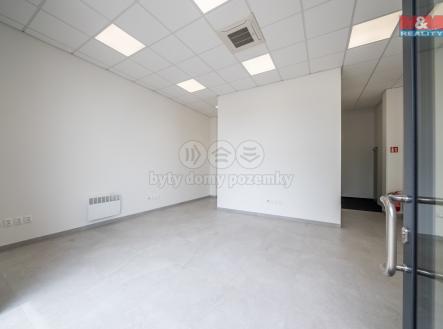 Hala-Modrice-web-2.jpg | Pronájem - obchodní prostor, 349 m²