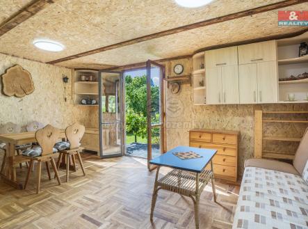 Obývací pokoj s jídelnou | Prodej - chata/rekreační objekt, 28 m²
