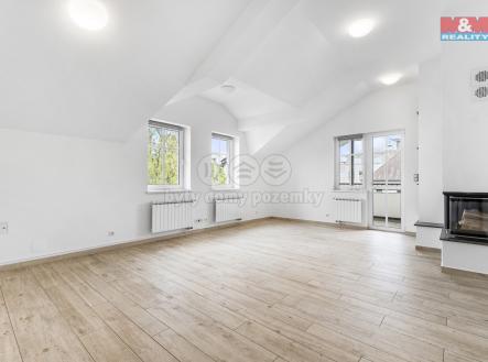 047_.jpg | Prodej - obchodní prostor, 449 m²