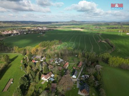 Okolí | Prodej - pozemek pro bydlení, 1 596 m²