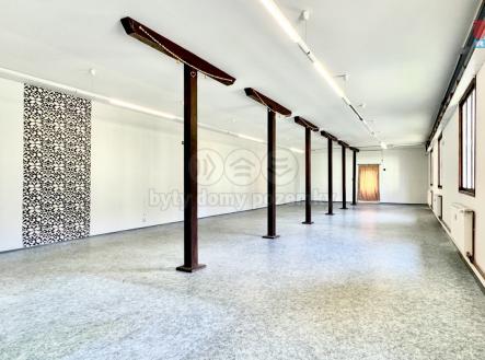 Moderní rustikální design | Pronájem - obchodní prostor, 150 m²