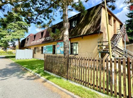 Atraktivní Lokalita | Pronájem - obchodní prostor, 150 m²