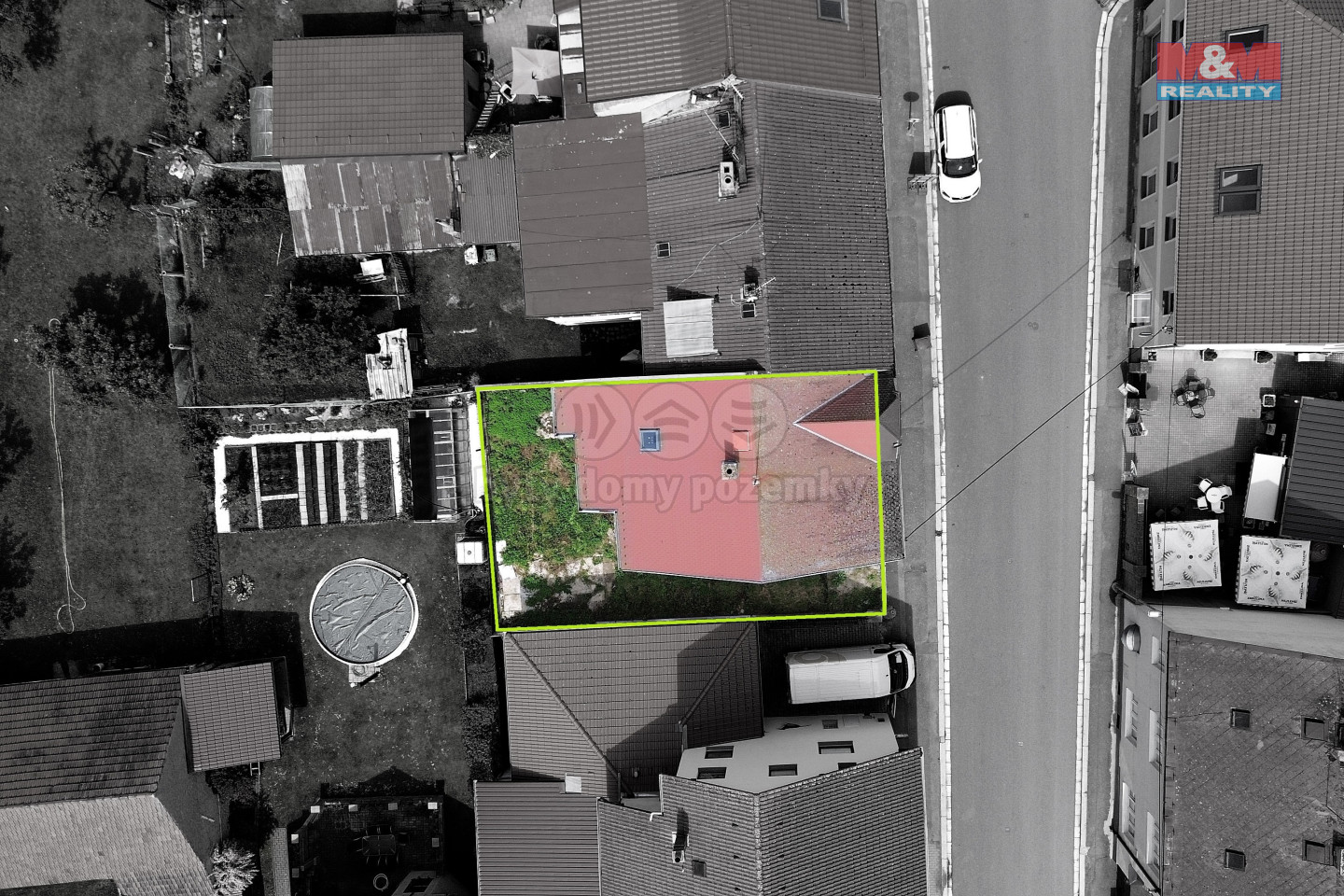 Černobílá 1.0.jpg