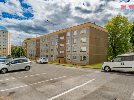 Pohled na dům | Prodej bytu, 3+kk, 74 m²