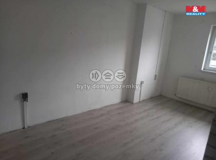 fa11ac41-0930-42b5-ba80-bd06cd141fd7.jpg | Pronájem bytu, 1+1, 39 m²