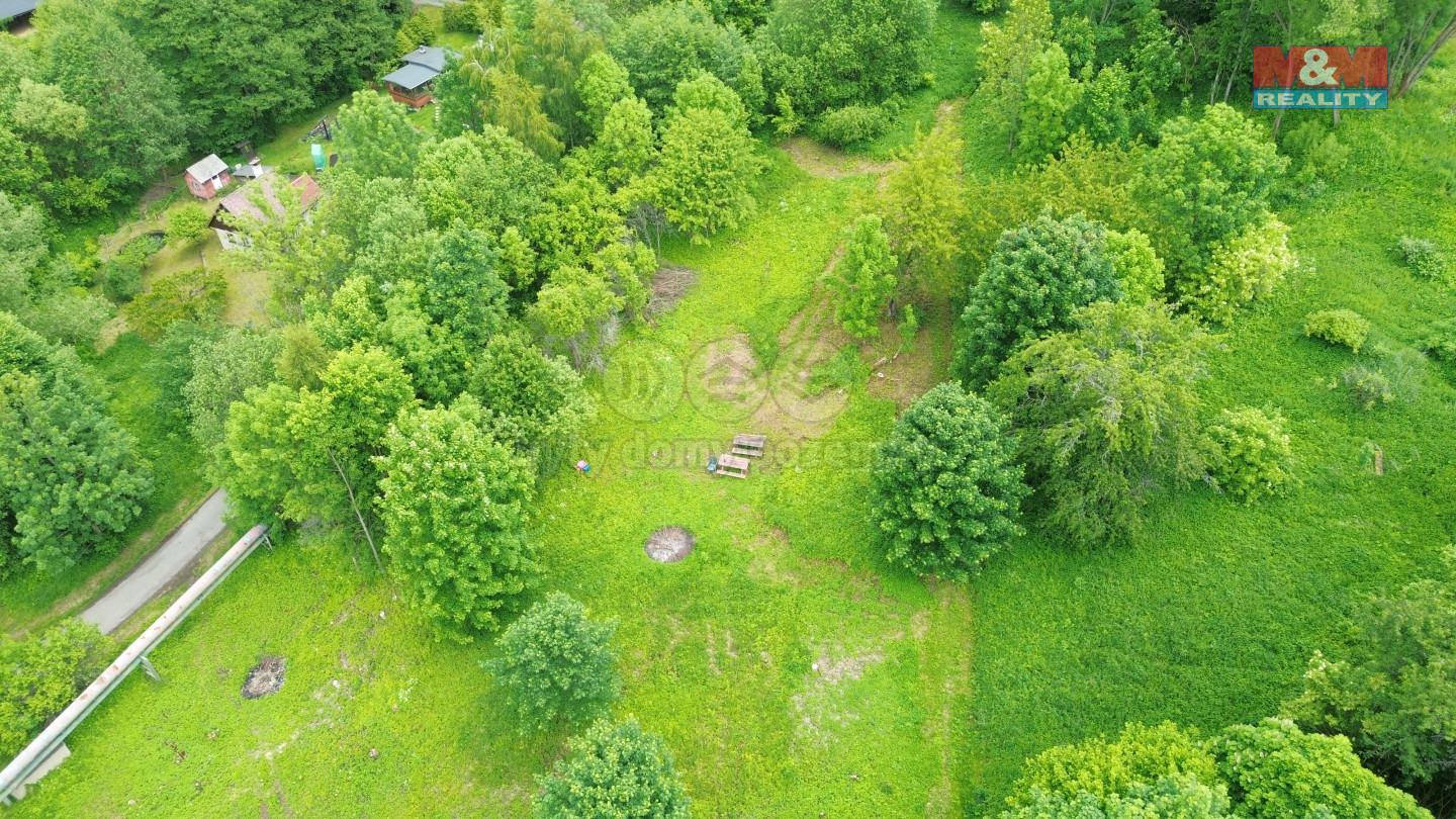 Pozemek.2.jpg