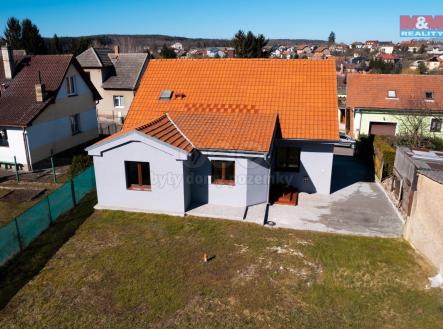 Dům | Prodej - dům/vila, 97 m²