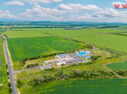 pohled na areál | Prodej - výrobní prostor, 2 822 m²