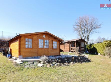 zahrada se 2 chatami | Prodej - chata/rekreační objekt, 30 m²