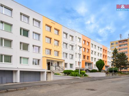 Dům ze předu.jpg | Prodej bytu, 3+1, 75 m²