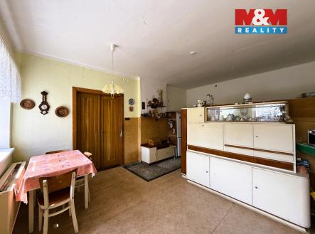 kuchyně přízemí | Prodej - dům/vila, 176 m²