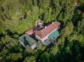 Prodej - dům/vila, 1 700 m²