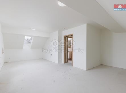 pohled na kuchyň | Prodej bytu, 1+kk, 40 m²