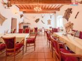 Pronájem - restaurace, 270 m²