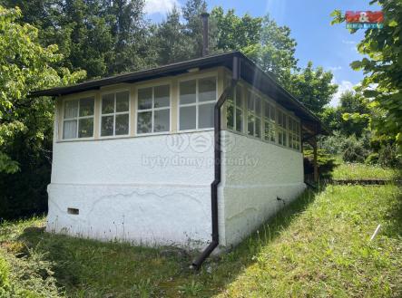 Chata na pozemku | Prodej - pozemek pro bydlení, 1 207 m²