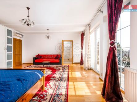 DSC03236-Edit-Edit.jpg | Pronájem - dům/vila, 310 m²