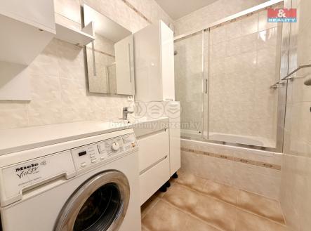 IMG_7824.jpg | Pronájem bytu, 2+kk, 74 m²