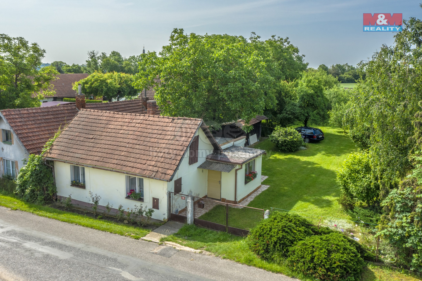 dům