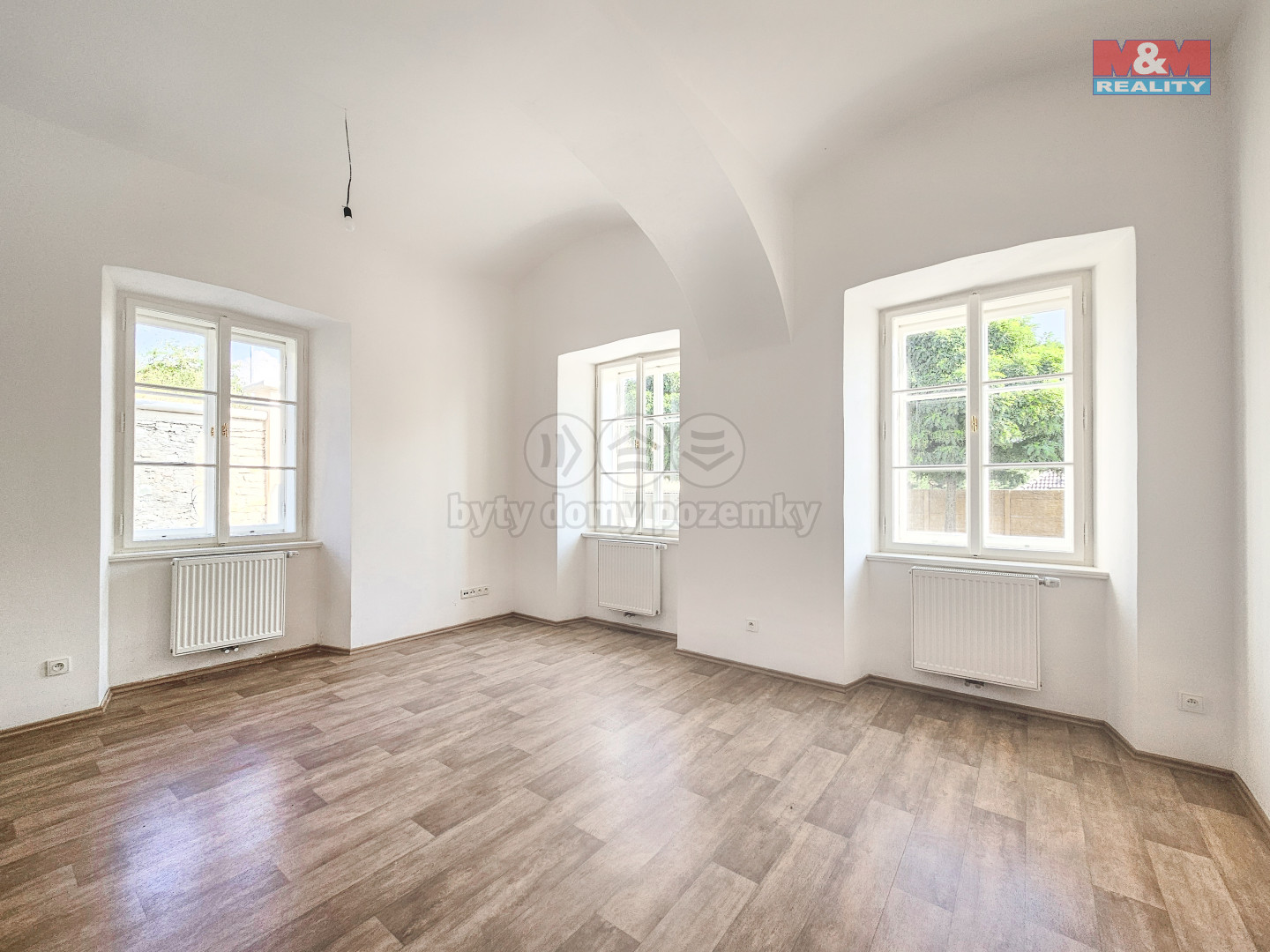 Pronájem bytu 2+kk, 40 m2, Studeněves