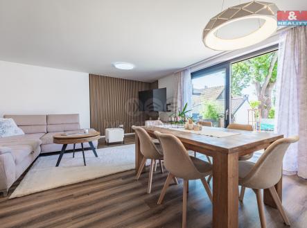 Prodej rodinného domu v Kamenici nad Lipou, ul. Dobšova | Prodej - dům/vila, 210 m²