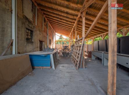 7ec69c81-41a6-4e2f-a7ee-f407b191c1bc.jpg | Pronájem - výrobní prostor, 821 m²