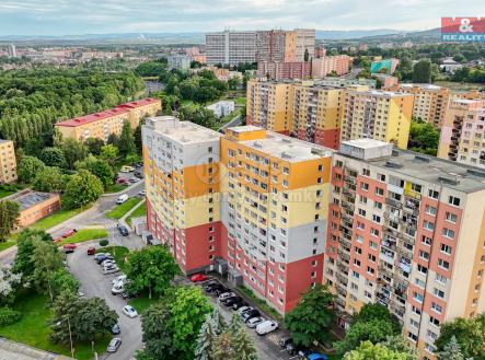 pohled na dům | Pronájem bytu, 2+1, 61 m²