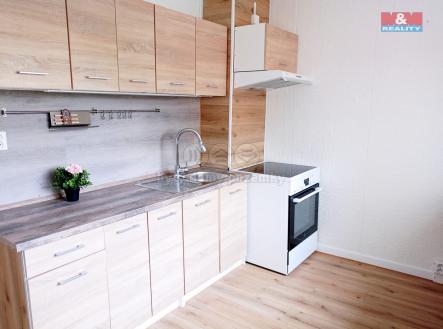 kuchyně | Pronájem bytu, 2+1, 61 m²