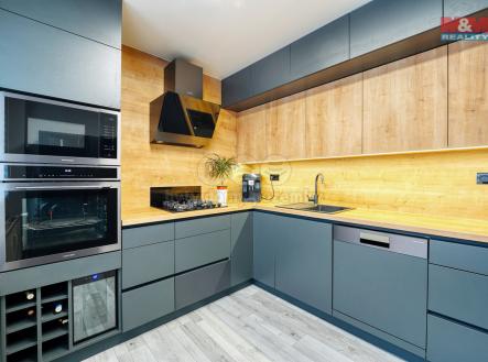 3108eb88-e1c3-4834-963a-8e27b89c452f.jpg | Prodej bytu, 3+1, 66 m²