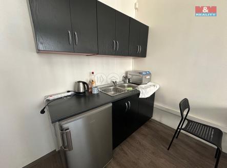 kuchyně | Pronájem - kanceláře, 15 m²
