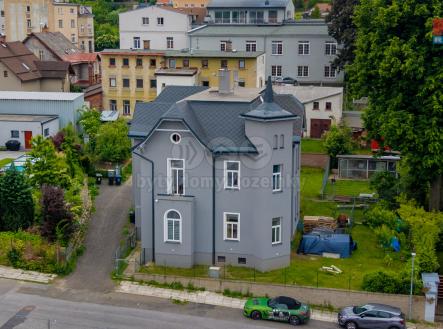 Pohled na dům | Prodej - dům/vila, 237 m²