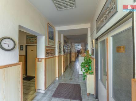 byt-16.jpg | Pronájem - skladovací prostor, 200 m²