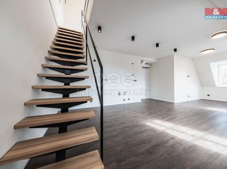 . | Prodej bytu, 3+kk, 102 m²
