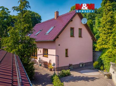 Dům a okolí | Prodej - dům/vila, 138 m²