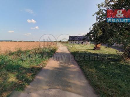 Droužkovice 5 foto..jpg | Prodej - pozemek pro bydlení, 9 198 m²