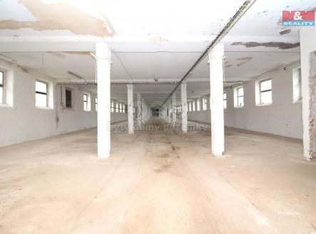 IMG_9028.jpg | Pronájem - skladovací prostor, 3 652 m²