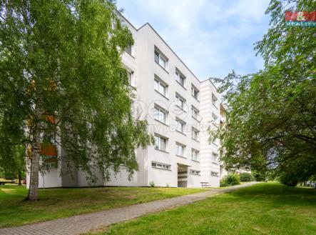 Pohled na dům | Prodej bytu, 3+kk, 63 m²