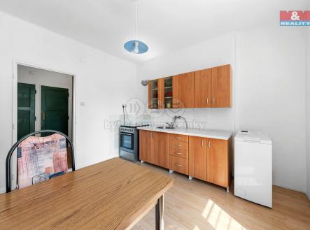 Tr╠îi╠üda Budovatelu╠Ő 2389_8.jpg | Prodej bytu, 2+1, 57 m²