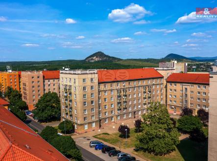 Tr╠îi╠üda Budovatelu╠Ő 2389_2.jpg | Prodej bytu, 2+1, 57 m²