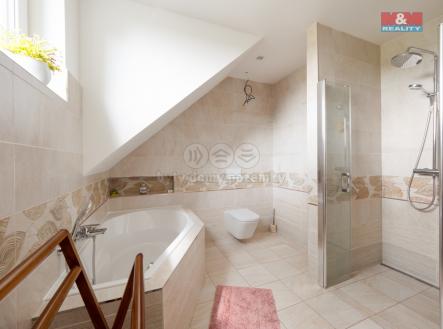 Koupelna + WC | Prodej - dům/vila, 125 m²