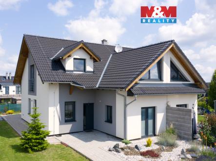 Pohled na dům od jihu | Prodej - dům/vila, 125 m²