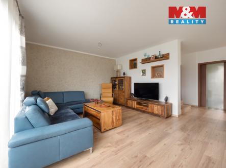 Obývací pokoj + kuchyně | Prodej - dům/vila, 125 m²