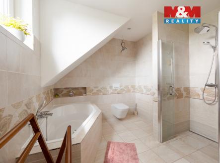 Koupelna + WC | Prodej - dům/vila, 125 m²