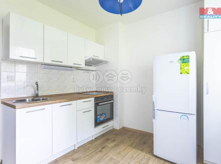 kuchyň | Pronájem bytu, 1+1, 33 m²