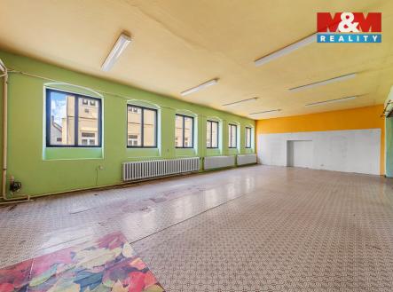 prodejna 2 NP | Prodej - obchodní prostor, 773 m²