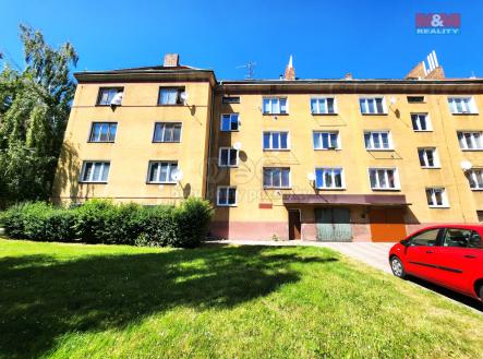 pohled zezadu | Pronájem bytu, 1+1, 45 m²