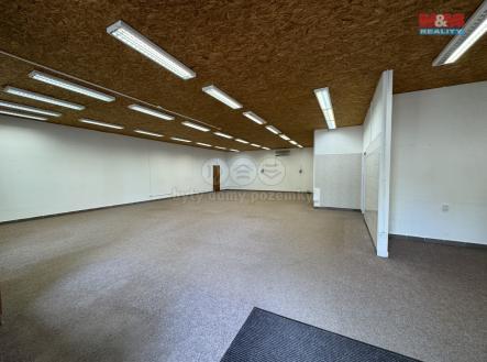 IMG_2409.jpeg | Pronájem - obchodní prostor, 240 m²