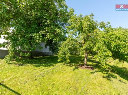 Pohled na pozemek | Prodej - pozemek pro bydlení, 1 726 m²