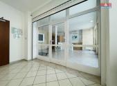 Pronájem - obchodní prostor, 50 m²