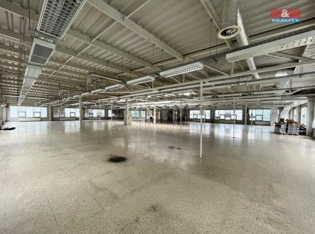 6A345021-3C71-4374-95B8-876F6D1E9B0E.jpeg | Pronájem - skladovací prostor, 1 095 m²