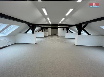30E6485C-072D-4C73-A1B8-ACF5F5696436.jpeg | Pronájem - kanceláře, 277 m²